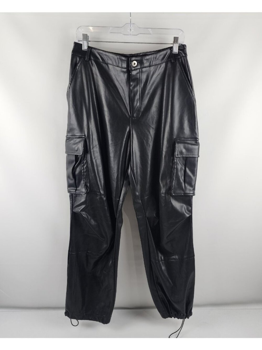 7 For All Mankind Jeans Womens Medium Black Faux Leather Cargo Joggers Trousers